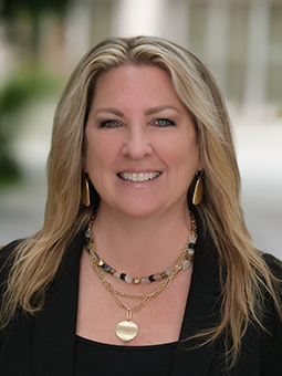 Robyn Travis, LPCC
